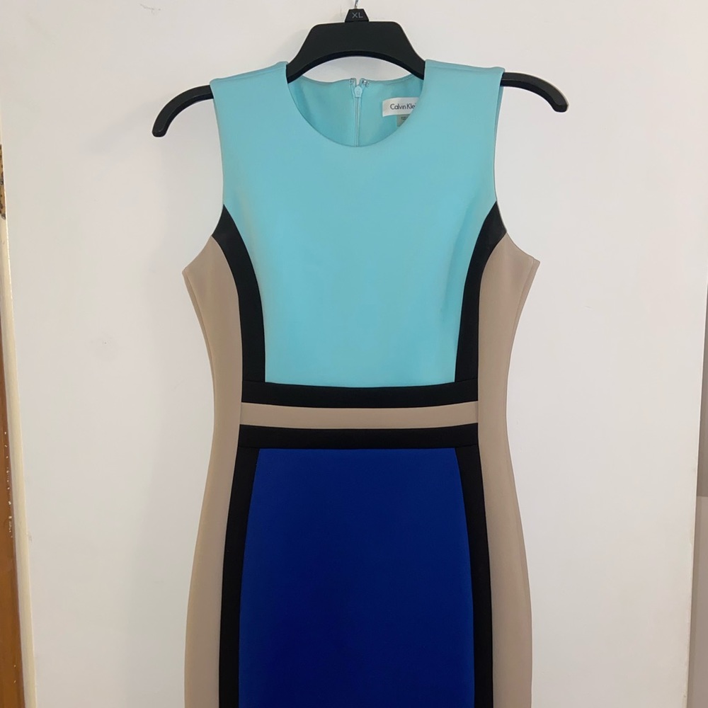Sz 4 Calvin Klein sheath color block dress